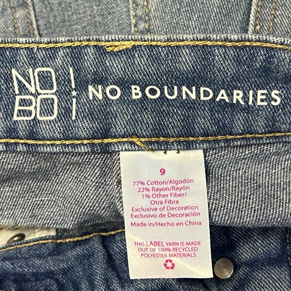 No Boundaries Denim Shorts USA Star Embroidered Distressed Hem Blue Wash NEW 9 - Picture 8 of 11